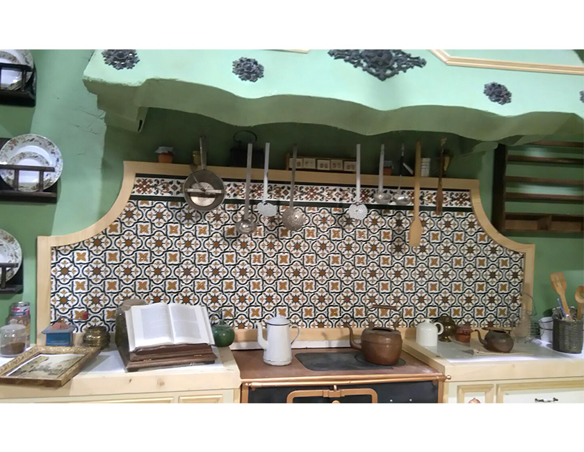 Cocina y chimenea para la serie «El Secreto de Puente Viejo»