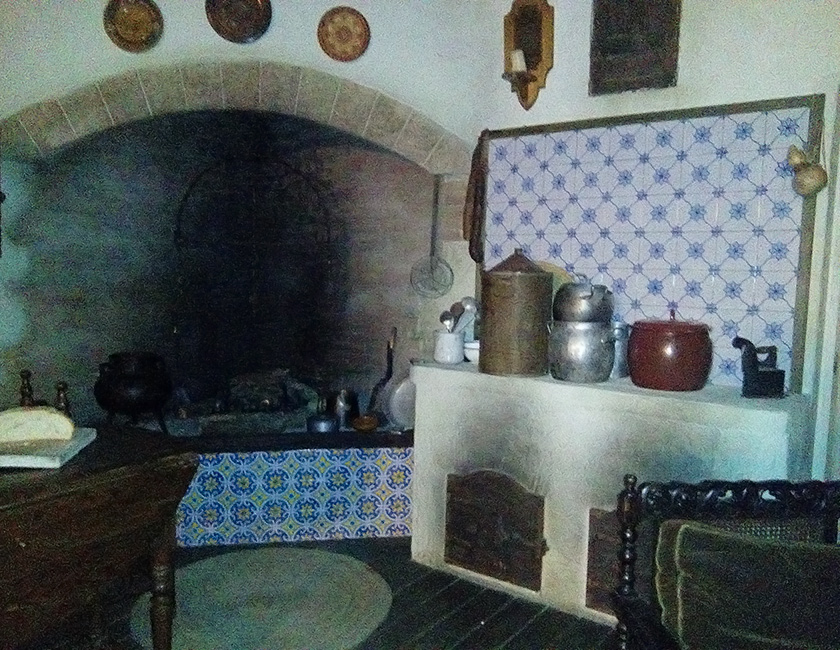 Frente de cocina para la serie «El Secreto de Puente Viejo»